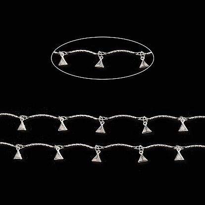 Латунные цепи с изогнутыми звеньями, с треугольными подвесками из прозрачного циркония, несварные, с катушкой