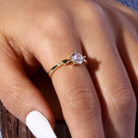 Bague exquise incrustée de diamants pour femme, bijoux de main personnalisés simples et créatifs.