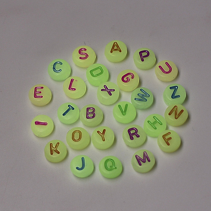 Perles acryliques lumineuses, trou horizontal, lettres mixtes aléatoires, plat rond avec la lettre, couleur mixte