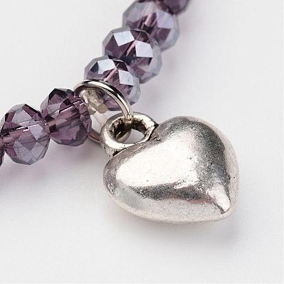 Perles de verre s'étendent bracelets, avec des charmes de coeur en alliage