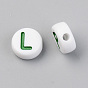 Perles acryliques blanches opaques, avec l'émail, trou horizontal, rond plat avec lettre initiale aléatoire