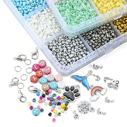 Kit de fabricación de collar de pulsera de letra diy, incluyendo semillas redondas y cuentas acrílicas, Colgantes de aleación de arcoíris, nubes, copos de nieve y mariposas