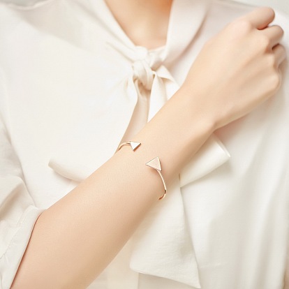 Bracelet manchette en laiton fantastique, avec des triangles, 190mm