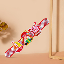 Bateau de noël et cupcake et père noël bricolage kits de bracelet de peinture au diamant, y compris dragonne, strass de résine, stylo collant diamant, plaque de plateau et pâte à modeler