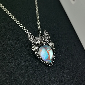 Vintage Moonstone Moon Pendant Necklace - Bohemian Jewelry, Drop-shaped, European and American Style.