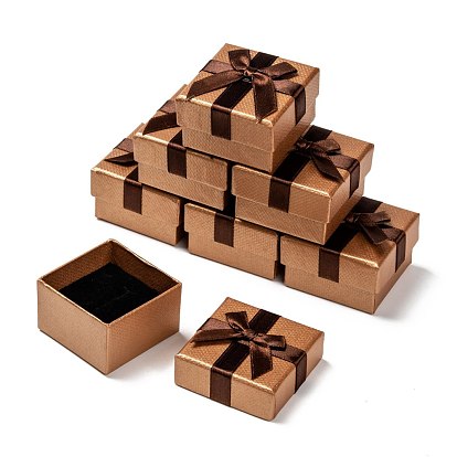 Картонные коробки кольцо, с бантом, квадратный, седло коричневый, 50x50x30 мм