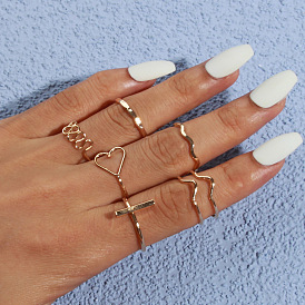 Fashionable Metal Wave Ring Set with Geometric Heart Hand Jewelry - European and American Style