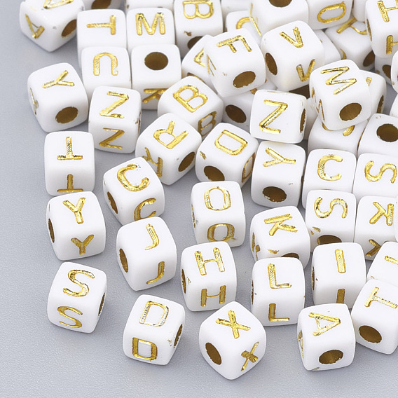 Perles acryliques plaqués, métal enlacée, trou horizontal, cube avec la lettre
