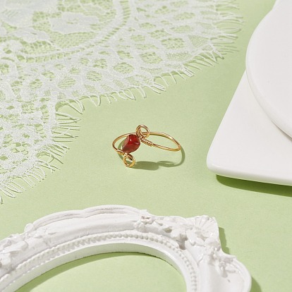 Anillo de dedo trenzado de ágata roja natural, joyería de envoltura de alambre de cobre chapado en oro claro para mujer
