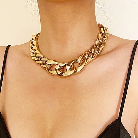 Bold and Edgy Acrylic Chain Necklace for Women - Punk Style Statement Jewelry