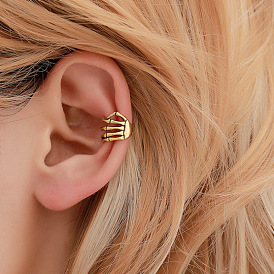 Punk Skull Spine Ear Clip - Fashionable and Unique Ear Jewelry