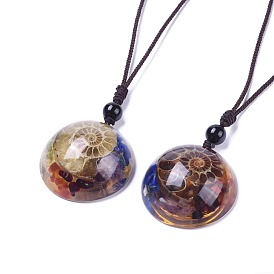 Чакра регулируемая смола (латунные выводы, драгоценный камень, раковина ископаемого внутри) кулон ожерелья, с нейлоновым шнуром, полукруглый
