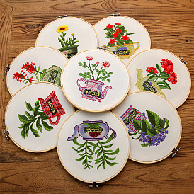 Kits de broderie de motifs de plantes bricolage, y compris le tissu en coton imprimé, fil à broder et aiguilles, cerceau à broder