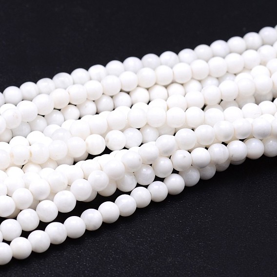 Pierres précieuses naturelles rangées de perles rondes