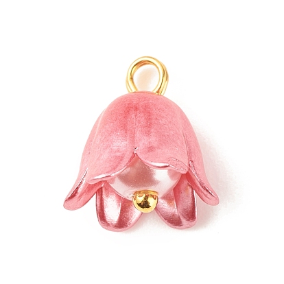 Bombe de peinture plastique abs imitation perle breloques, avec les accessoires en laiton de tonalité d'or, fleur
