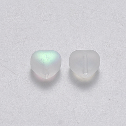 Clair AB Perles de verre peintes par pulvérisation transparent, de couleur plaquée ab , givré, cœur, clair ab, 6x6x4mm, Trou: 0.7mm