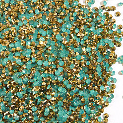 Aigue-marine Cabochons en résine strass, dos plaqué, imitation opale, accessoires nail art de décoration, diamant, aigue-marine, 3.5 mm, sur 7200 PCs / sac
