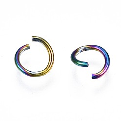 Rainbow Color Placage ionique (ip) 304 anneaux de saut en acier inoxydable, rond, Anneaux ouverts, couleur arc en ciel, Jauge 20, 6x0.8mm, diamètre intérieur: 4.4 mm