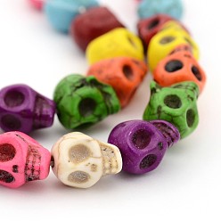 Color mezclado Cuentas de turquesas sintéticas hebras, teñido, cráneo, para la fabricación de la joyería de halloween, color mezclado, 10x8x9 mm, agujero: 1 mm, sobre 38~42 unidades / cadena, alrededor de 15 pulgada