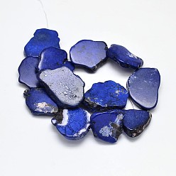 Bleu Moyen  Brins de perles de magnésite naturelle teints, nuggets, bleu moyen, 18~24x28~36x5~6mm, Trou: 0.8mm