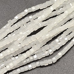 Blanc Fumé Cube en facettes imitation de perles de verre de jade brins, fumée blanche, 2x2x2mm, Trou: 0.5mm, Environ 200 pcs/chapelet, 15.7 pouce