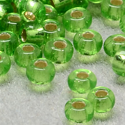 Verde Lima 8/0 calificar unas cuentas redondas de semillas de vidrio, plata forrada, verde lima, 8/0, 3x2 mm, agujero: 1 mm, sobre 10000 unidades / libra