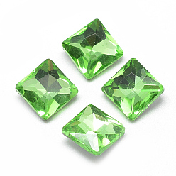 Vert Clair Pointé cabochons en strass de verre, dos plaqué, facette, carrée, vert clair, 10x10x5mm