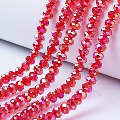 Rouge Perles en verre electroplate, de couleur plaquée ab , facette, rondelle, rouge, 4x3mm, Trou: 0.4mm, Environ 123~127 pcs/chapelet, 16.5~16.9 pouce (42~43 cm)