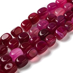 Rouge Foncé Pierre gemme agate naturelle, teints et chauffée, cube, rouge foncé, 11~12x8~9.5x8~9.5mm, Trou: 1.2mm, Environ 16 pcs/chapelet, 7.48~7.72'' (19~19.6 cm)