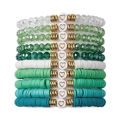 Vert Mer Moyen 10pcs disque d'argile polymère et ensemble de bracelets extensibles en perles de verre et de laiton, bracelets empilables coeur, vert de mer moyen, diamètre intérieur: 2-1/8 pouce (5.4 cm)
