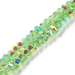 Vert Clair Transparentes perles de verre de galvanoplastie brins, couleur ab , facettes lanterne, vert clair, 6x4.5mm, Trou: 1.4mm, Environ 98 pcs/chapelet, 17.72'' (45 cm)