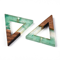 Verdemar Claro Colgantes de resina transparente y madera de nogal, con polvo del brillo, encantos de triángulo hueco, verde mar claro, 27.5x24x3.5 mm, agujero: 1.8 mm