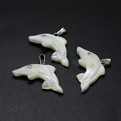Platinum Shell Pendants, with Brass Findings and Rhinestone, Dolphin, Crystal, Platinum, 22~24x27~29x3~4mm, Hole: 2x5mm