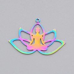 Rainbow Color Placage ionique (ip) 201 pendentifs en acier inoxydable, Coupe au laser, lotus avec yoga, couleur arc en ciel, 25x36.5x1mm, Trou: 1.6mm