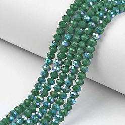 Vert Galvanoplastie opaques couleur unie perles de verre brins, demi arc-en-ciel plaqué, facette, rondelle, verte, 6x5mm, Trou: 1mm, Environ 85~88 pcs/chapelet, 16.1~16.5 pouce (41~42 cm)