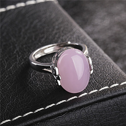 Gemstone Anillo ajustable ovalado de corindón rojo sintético, joyas de latón platino para mujer, diámetro interior: 16 mm