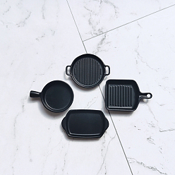 Black Mini Alloy Kitchen Utensils Set, including Frying Pan, Serving Tray, Grill Pan, Miniature Ornaments, Micro Landscape Dollhouse Accessories, Pretending Prop Decorations, Black, 33~39x23~27x3~6mm, 4pcs/set