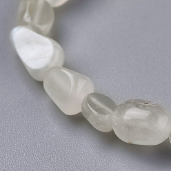 White Moonstone Bracelets extensibles en perles de pierre de lune blanche naturelle, pierre tombée, nuggets, diamètre intérieur: 2~2-1/4 pouce (5.2~5.6 cm)