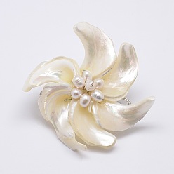 Creamy White Dual-use Items, Natural White Shell Mother of Pearl Shell Flower Pendants/Brooches, with Platinum Plated Brass Findings and Shell Pearl, Creamy White, 51~56x54~62x22mm, Hole: 4~5x6~7mm
