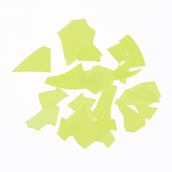 Verde de Amarillo Coetes de vidrio de confeti fusible 90, para piezas creativas de bricolaje de vidrio fundido, amarillo verdoso, 5.5~62.5x2.5~35x0.1~1.5 mm