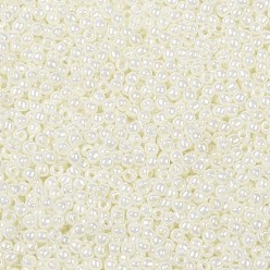 (122) Opaque Luster Navajo White Toho perles de rocaille rondes, perles de rocaille japonais, (122) blanc navajo lustré opaque, 11/0, 2.2mm, Trou: 0.8mm, à propos 1110pcs / bouteille, 10 g / bouteille