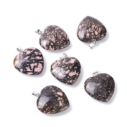Rhodonite Pendentifs en rhodonite naturelles, avec les accessoires en laiton de tonalité de platine, cœur, 27~28x24.5~26x6~8.5mm, Trou: 2.4x5.6mm