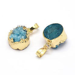 Deep Sky Blue Flat Round Dyed Natural Druzy Agate Pendants, Druzy Trimmed Stone, with Golden Plated Brass Findings, Deep Sky Blue, 17x14x8~11mm, Hole: 5x8mm