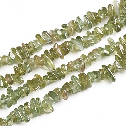 Apatite Copeaux d'apatite verte naturelle brins de perles, 2.5~6x4.5~10.5mm, Trou: 0.8~1mm, environ 33.86 pouces (86 cm)