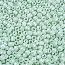 Aigue-marine 6/0 perles de rocaille de verre, teints et chauffée, lustre de couleurs opaques, trou rond, ronde, aigue-marine, 4~5x3~4mm, Trou: 1.2mm, environ 450 g / livre