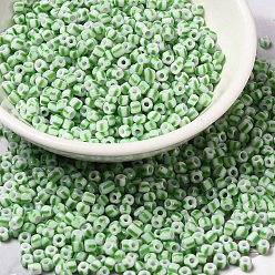 Lime Vert 8/0 couleurs opaques suintent perles de rocaille de verre, trou rond, rond avec motif à rayures, lime green, 3~3.5x2~3mm, Trou: 1mm, environ 450 g /sachet 