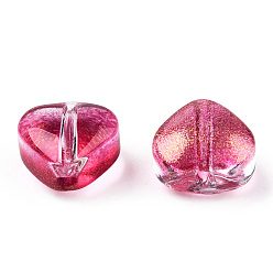 Cramoisi Perles de verre peintes par pulvérisation transparent, avec de la poudre de paillettes, cœur, cramoisi, 6x6x4mm, Trou: 0.7mm