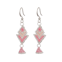 Pink Boucles d'oreilles pendantes en perles de verre à motif de métier à tisser fait main losange, bijoux en laiton pour femmes, rose, 49mm, pin: 0.7 mm