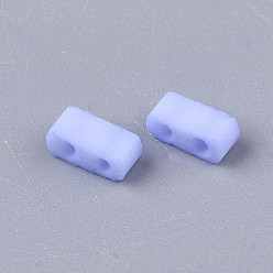 Bleu Bleuet 2 - trous de cuisson, perles de rocaille en verre, peinture, rectangle, bleuet, 4.5~5.5x2x2~2.5mm, Trou: 0.5~0.8mm