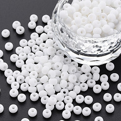 Blanc 6/0 perles de rocaille de verre, couleur macaron, trou rond, ronde, blanc, 4~4.5x3mm, Trou: 1~1.2mm, environ 4500 pcs / sachet , environ 450 g / sac.
